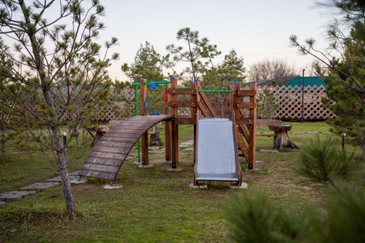 Детская площадка термального комплекса Кедровый бор